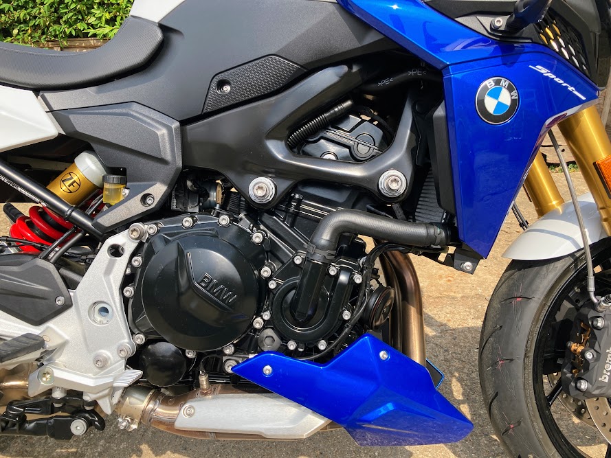 My Two week jaunt with the 2022 BMW F900R - BikerKaz